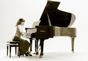 Pianist/Artistic Director Catherine Wilson